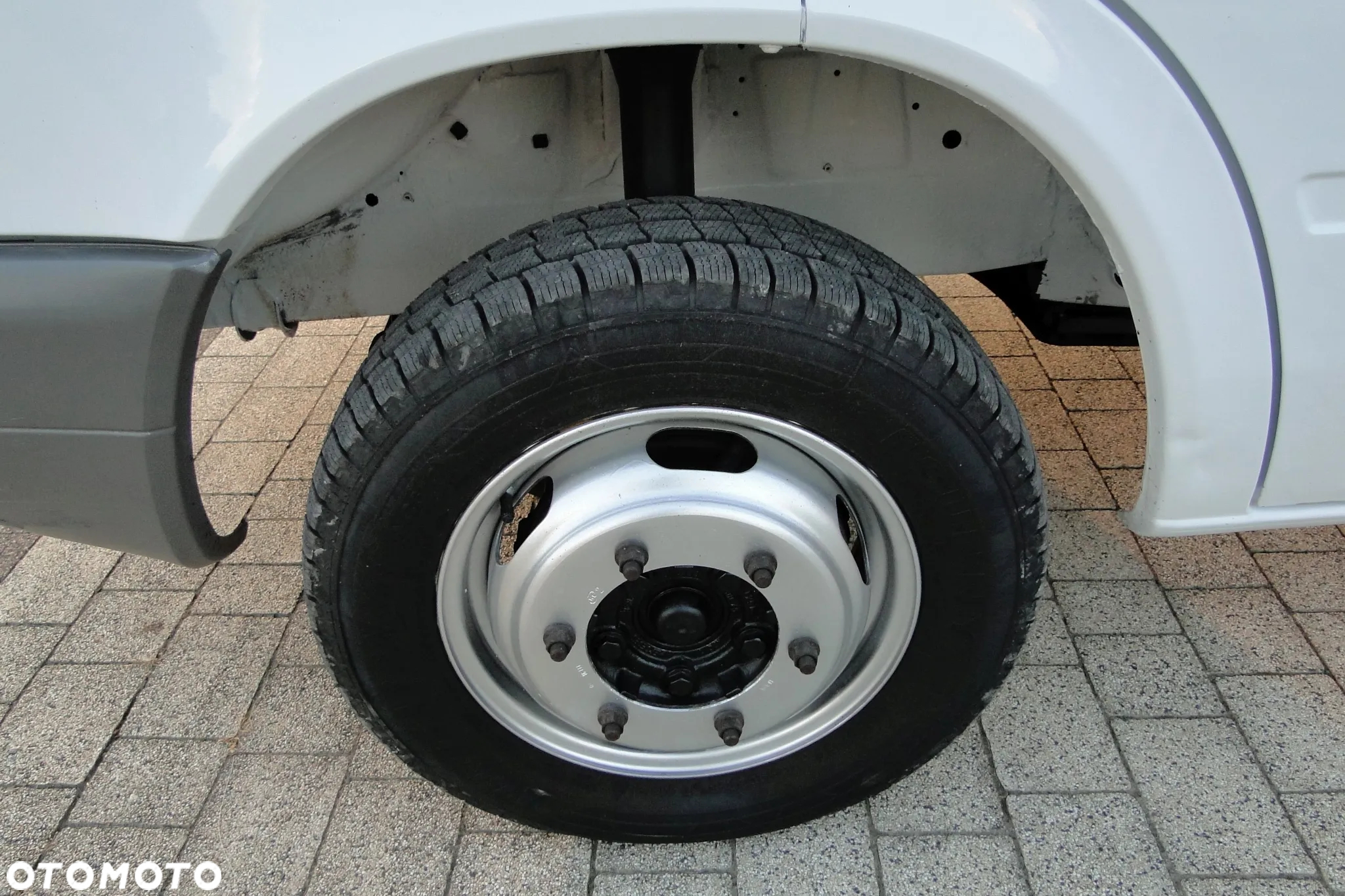 Mercedes-Benz Sprinter - 9