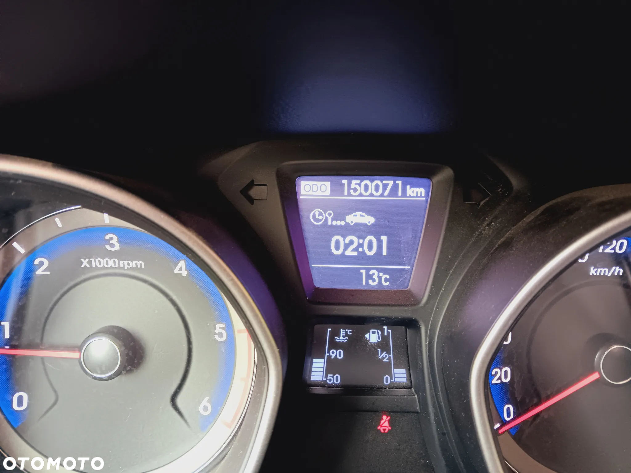 Hyundai i30 1.6 CRDi BlueDrive Comfort - 13
