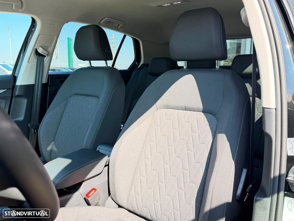 VW Golf 1.5 TSI Urban - 8