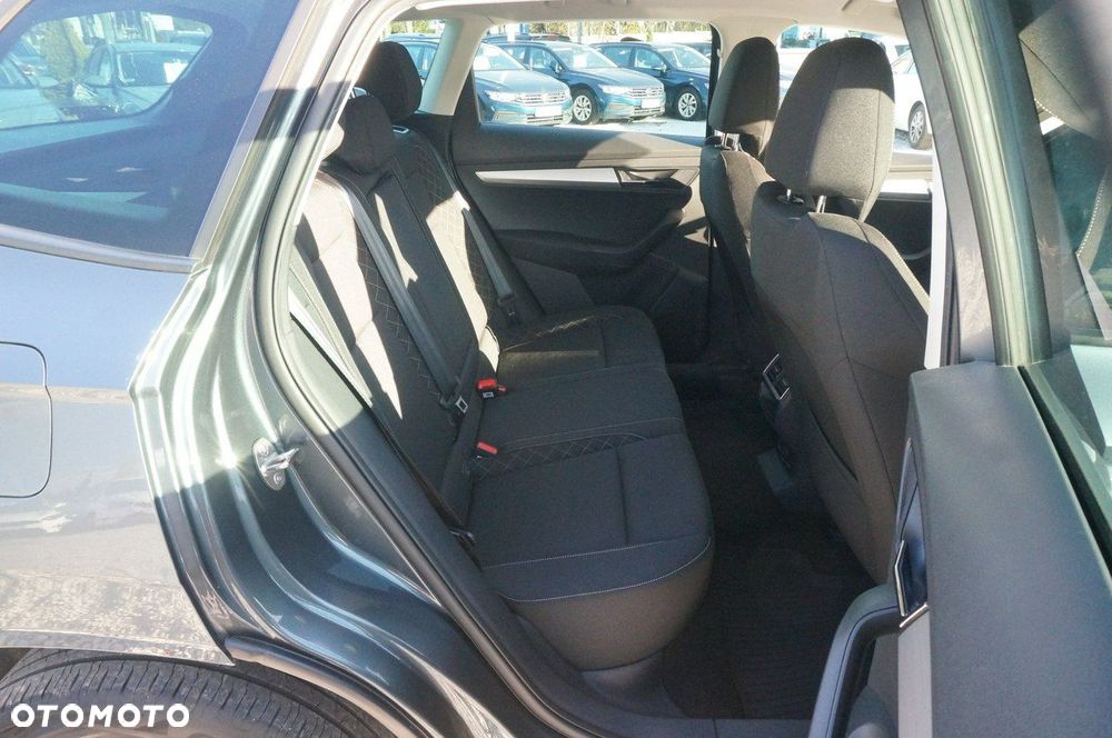 Skoda Karoq 1.5 TSI ACT GPF 4x2 Ambition - 32