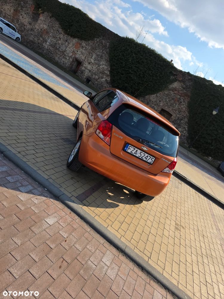Chevrolet Kalos - 5