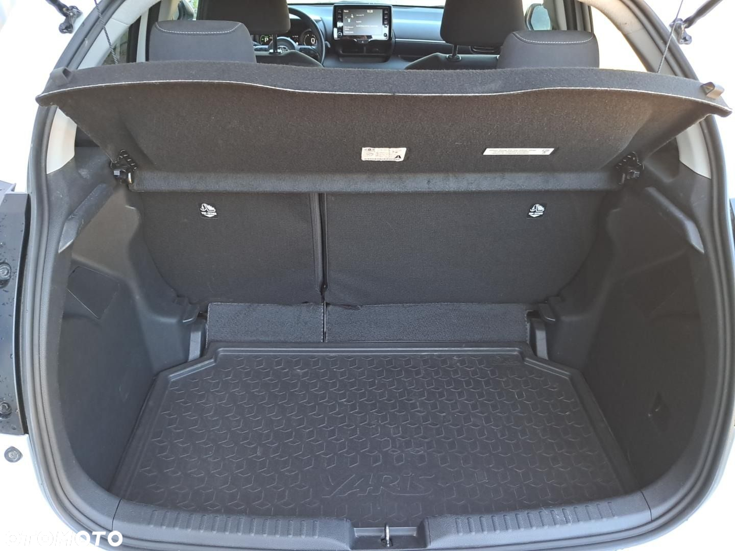 Toyota Yaris - 17