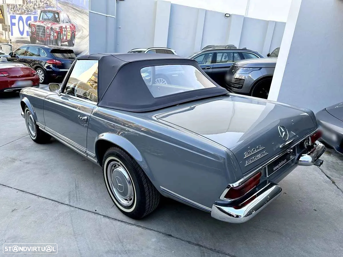 Mercedes-Benz 230 - 5