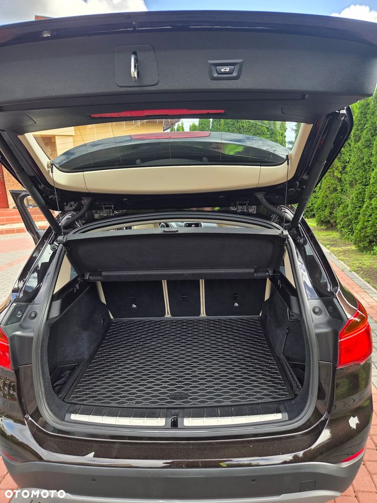 BMW X1 sDrive18d xLine sport - 13
