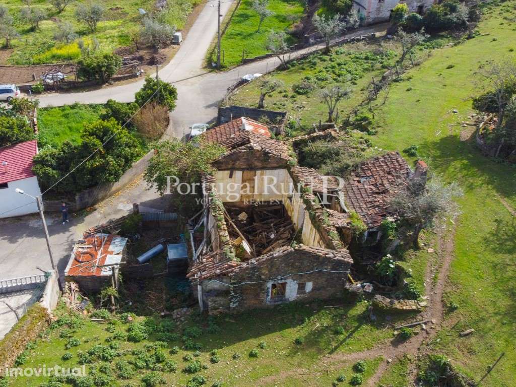Quintinha com ruínas em Proença-a-Nova - Grande imagem: 3/15