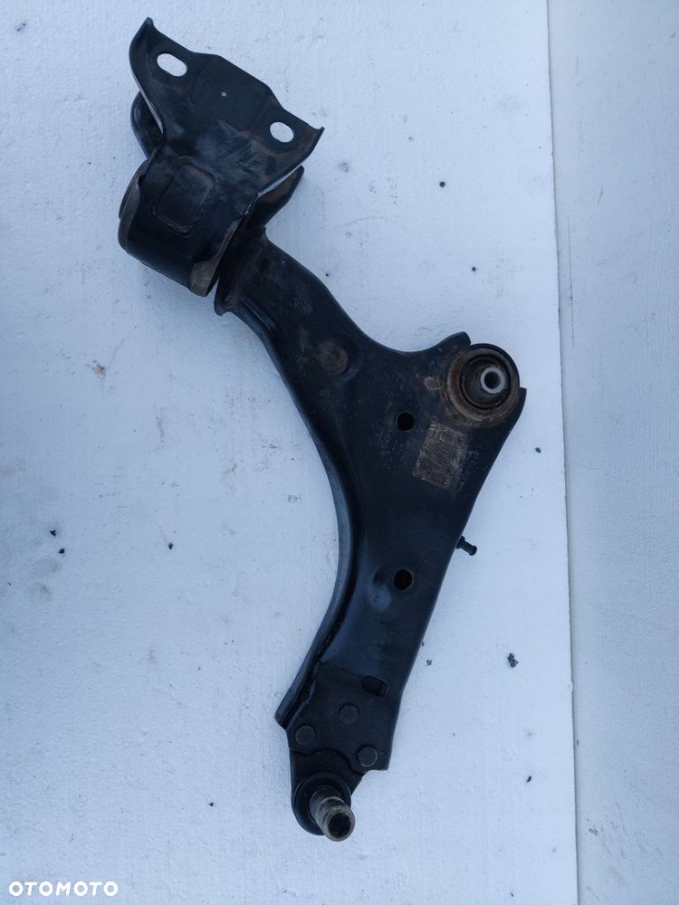 Wahacz prawy Jaguar E-pace - 3