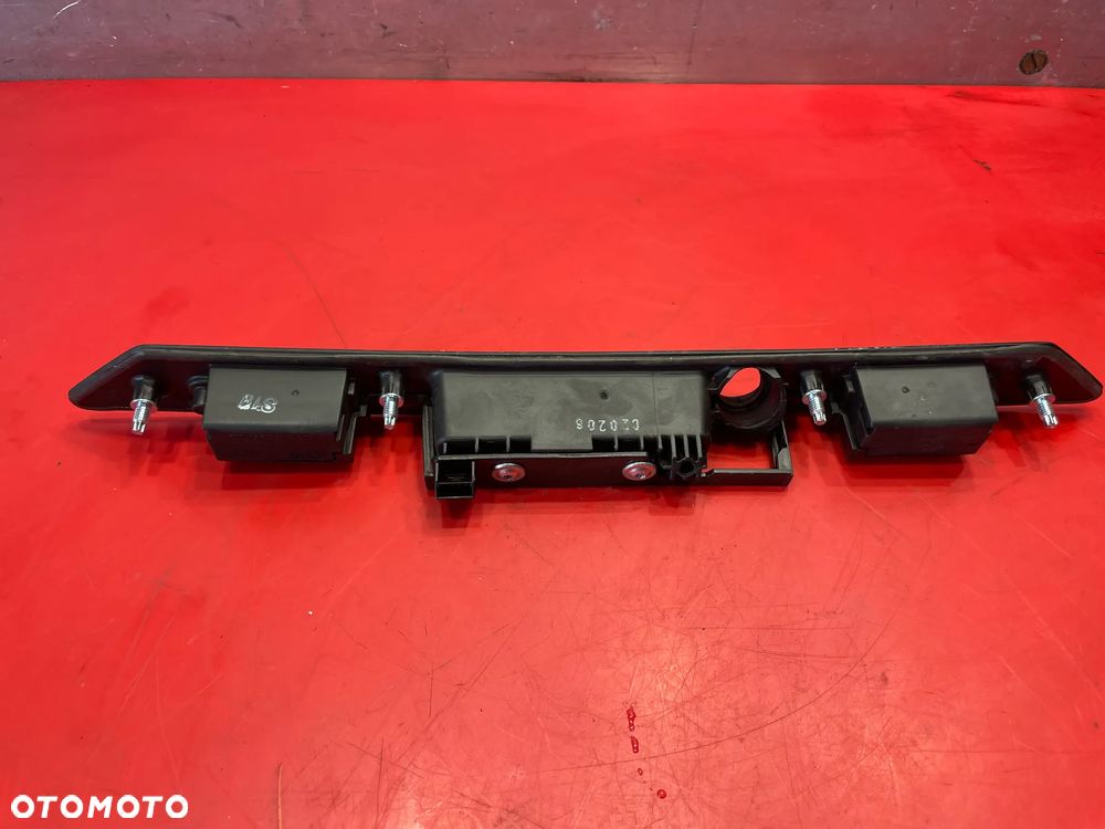 BLENDA LISTWA KLAPY BAGAŻNIKA AUDI A6 C6 8E0827574C - 4