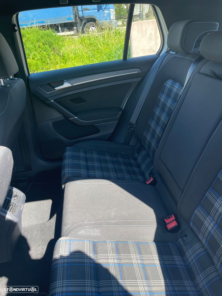 VW Golf 1.4 eHybrid OPF DSG GTE - 9