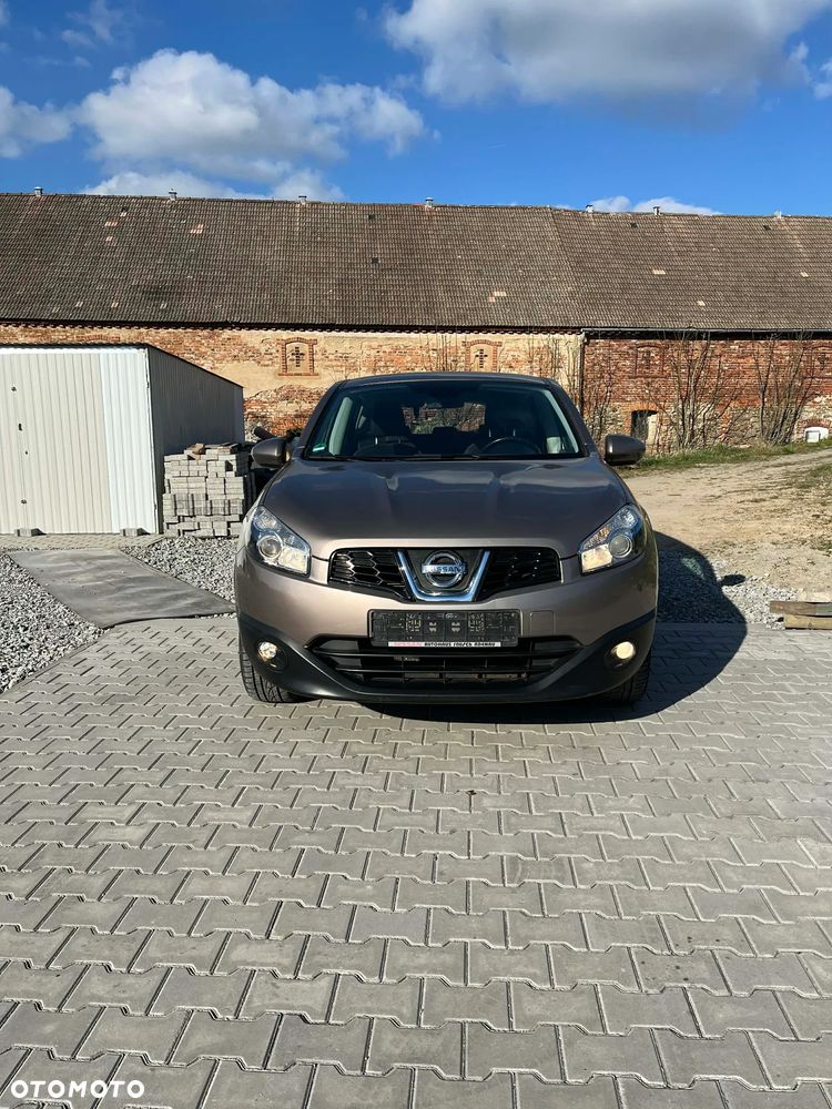 Nissan Qashqai - 1