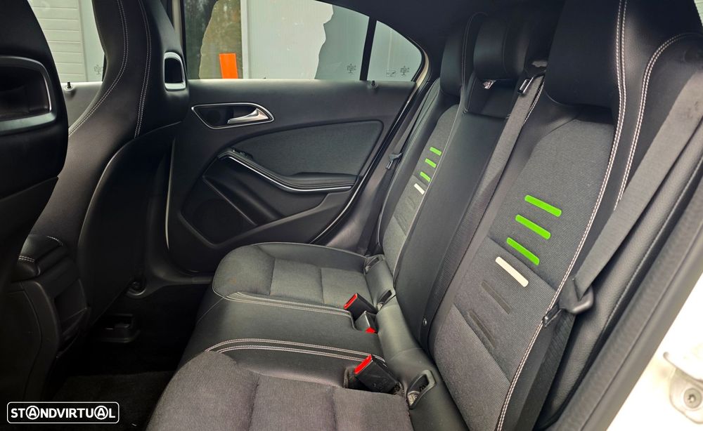 Mercedes-Benz A 180 d Urban - 15