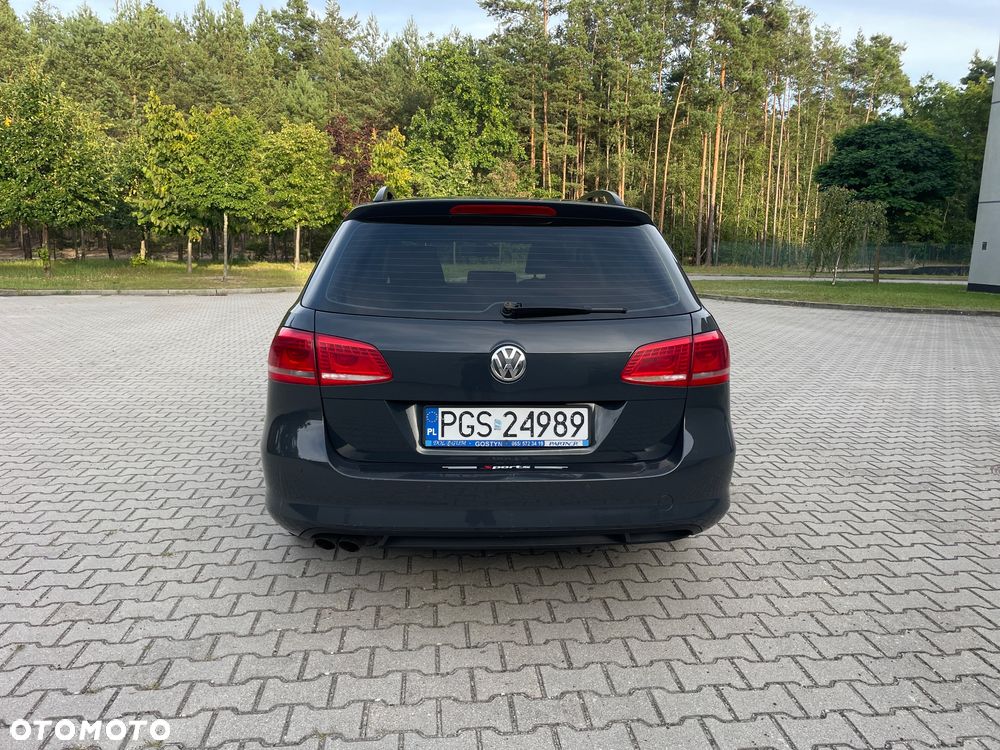 Volkswagen Passat 2.0 TDI DPF Trendline DSG - 4