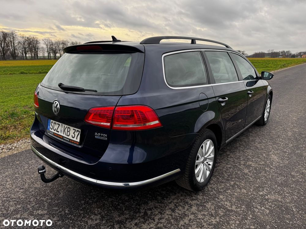Volkswagen Passat 2.0 TDI DPF DSG Highline - 10