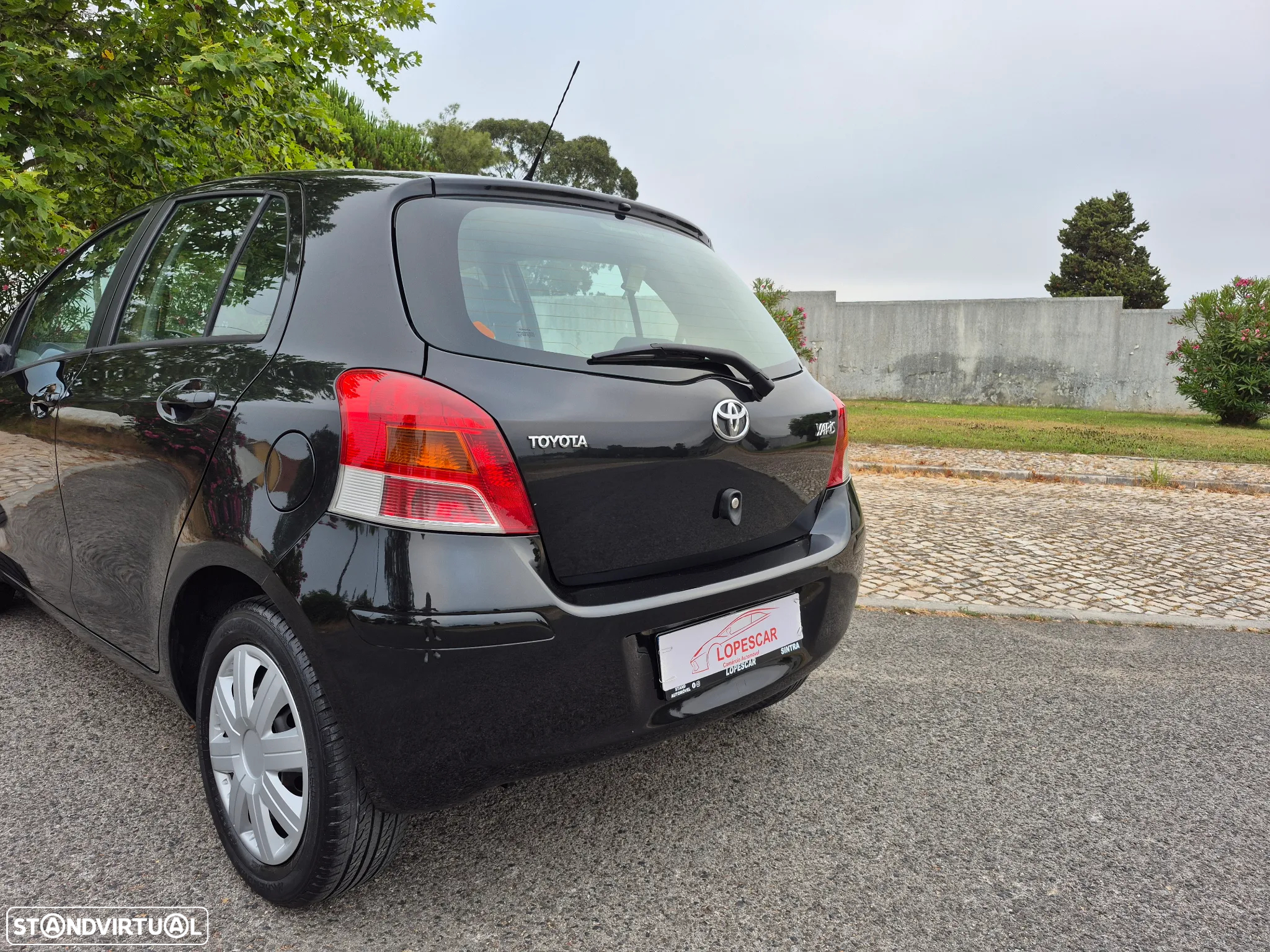 Toyota Yaris 1.0 VVT-i Comfort+AC - 8