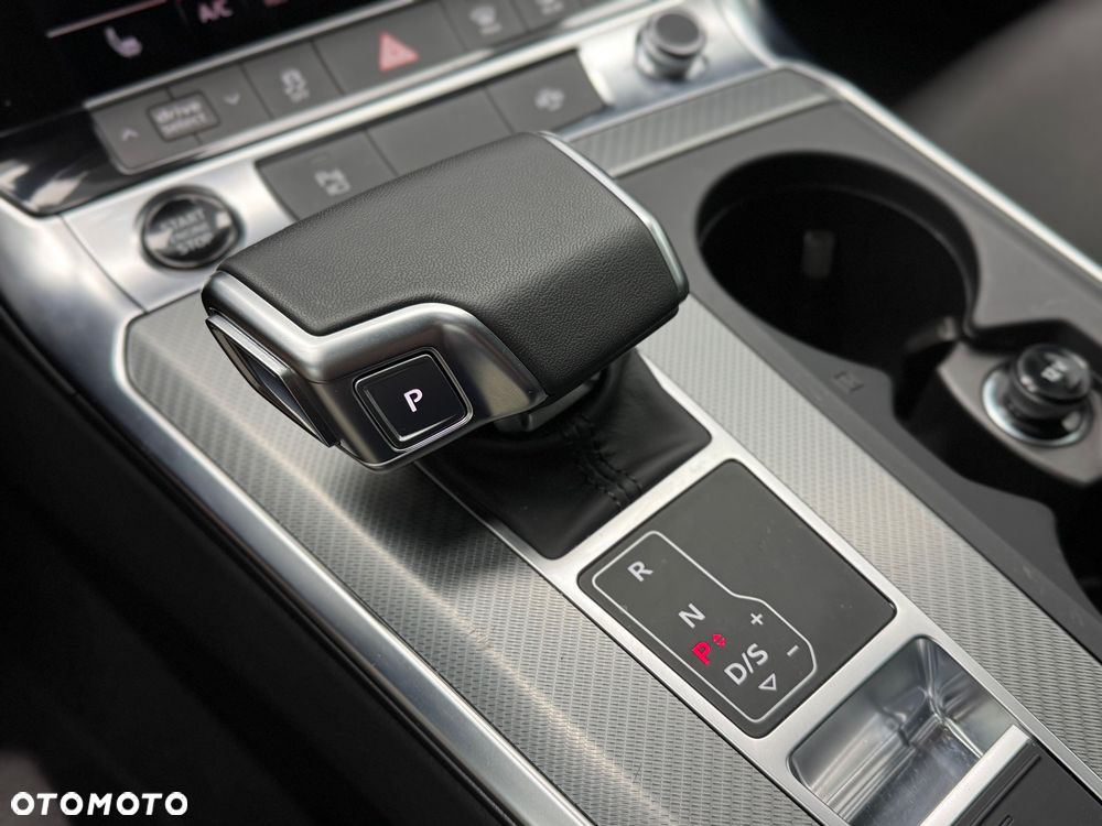 Audi A6 Avant 40 TDI quattro S tronic - 21