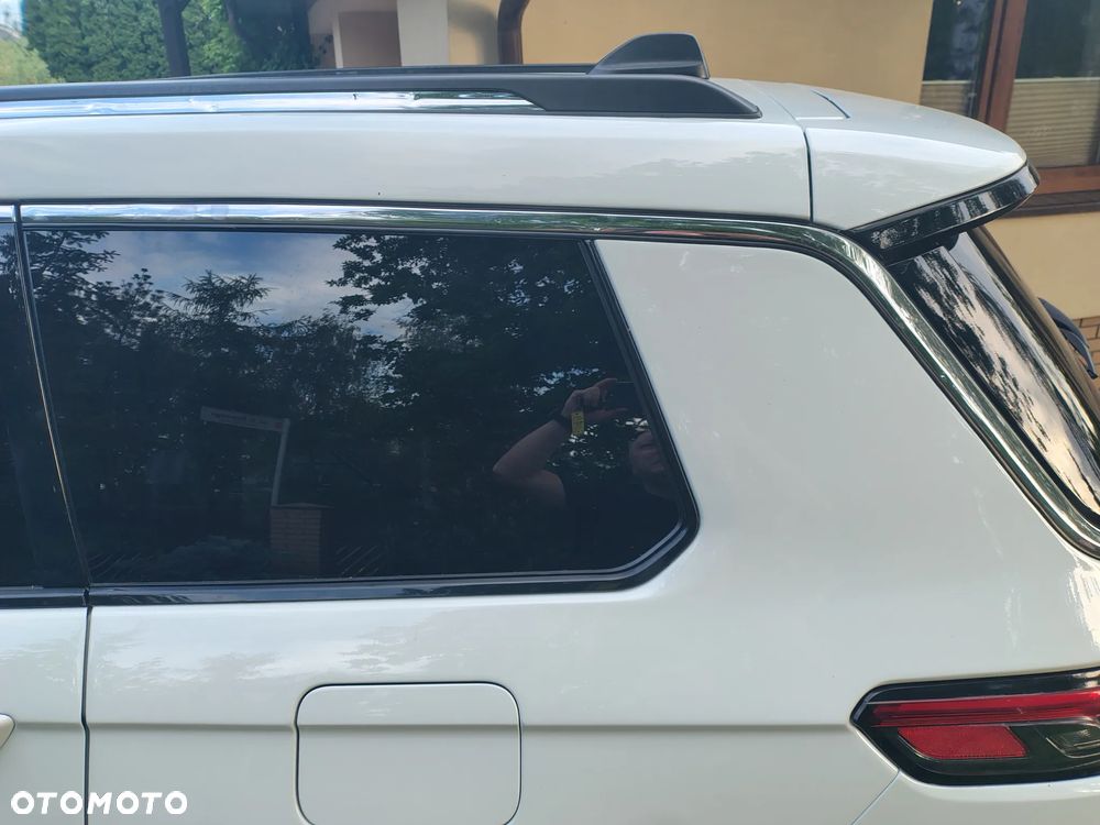Jeep Grand Cherokee - 12