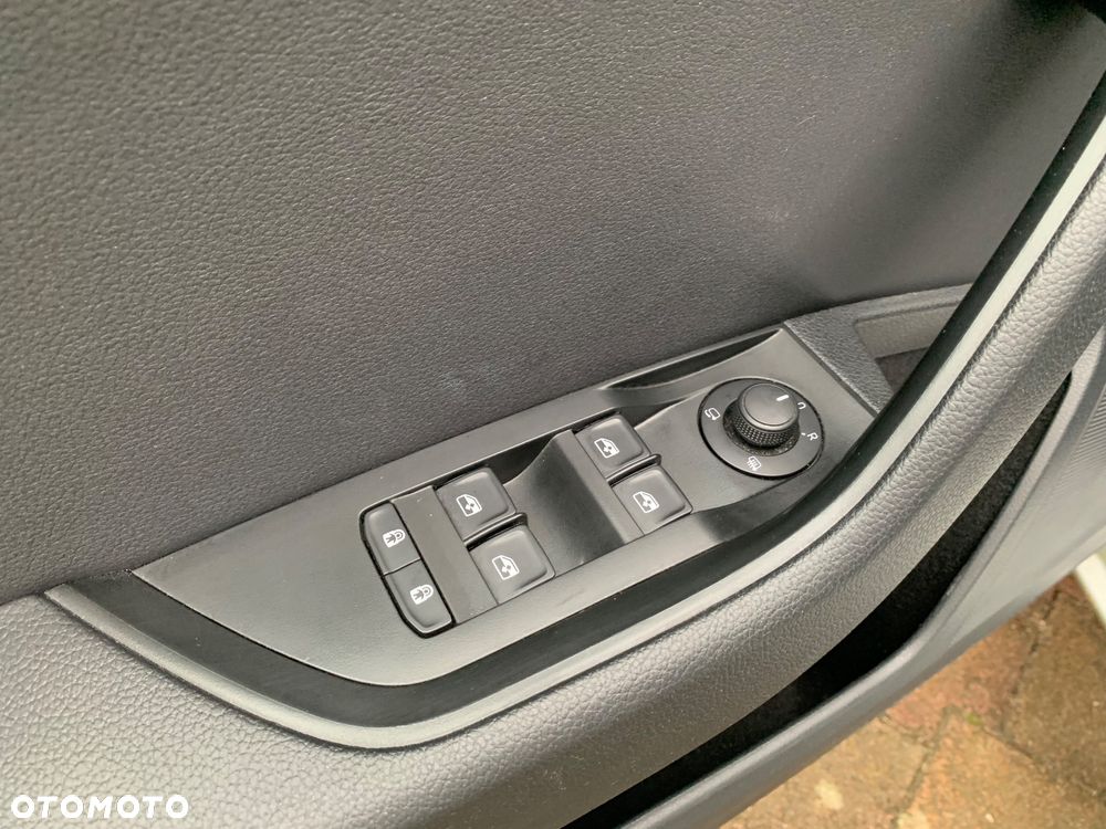 Skoda Superb 1.5 TSI Ambition DSG - 26