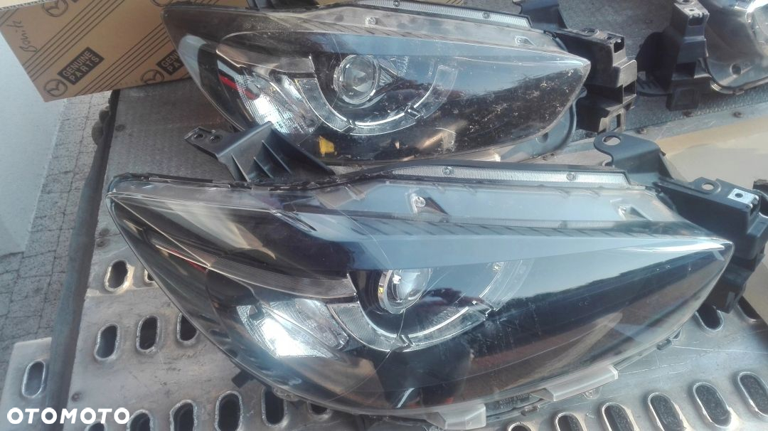 LAMPA REFLEKTOR PRZOd full led mazda cx-5 - 2