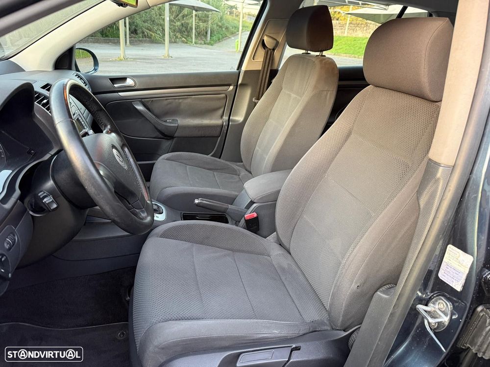 VW Golf 1.9 TDi Confortline DSG - 8