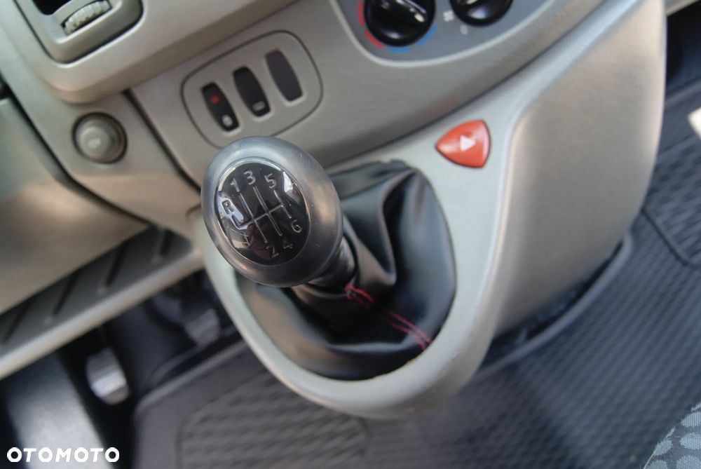 Renault Trafic - 35