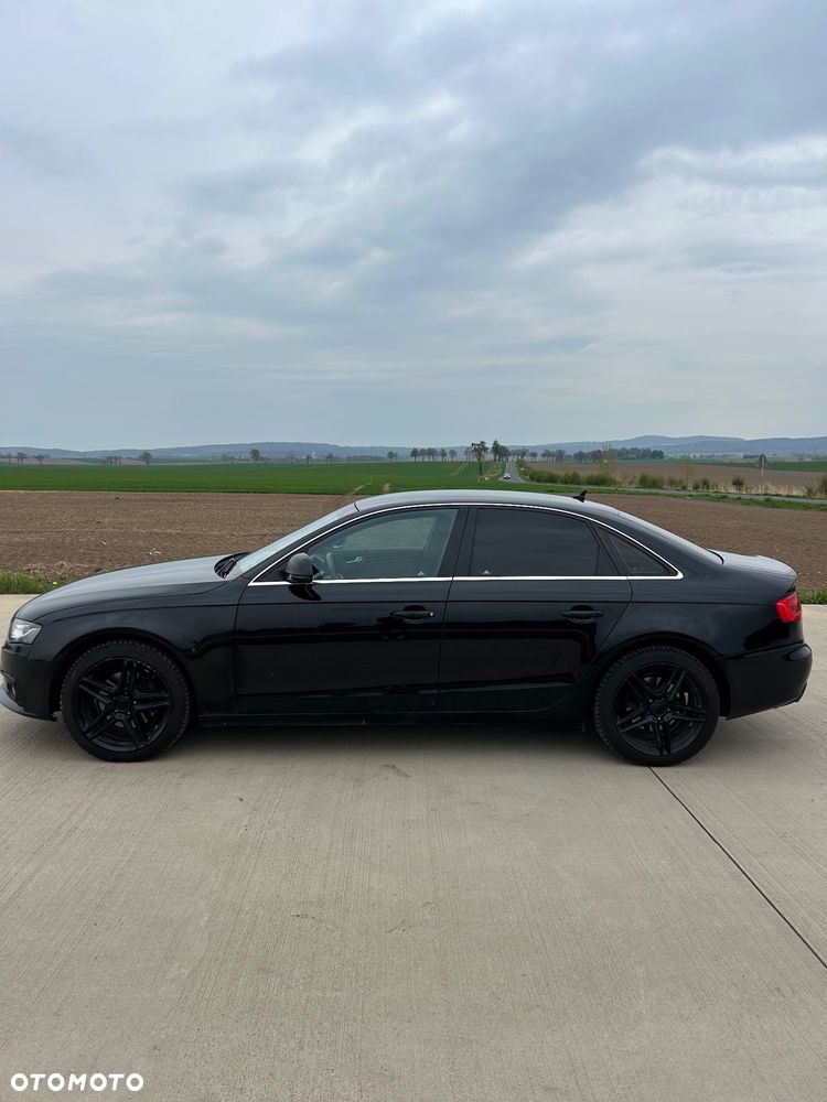 Audi A4 Limousine - 2