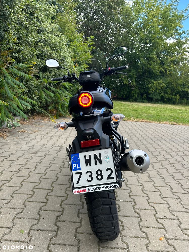 Yamaha XSR - 16