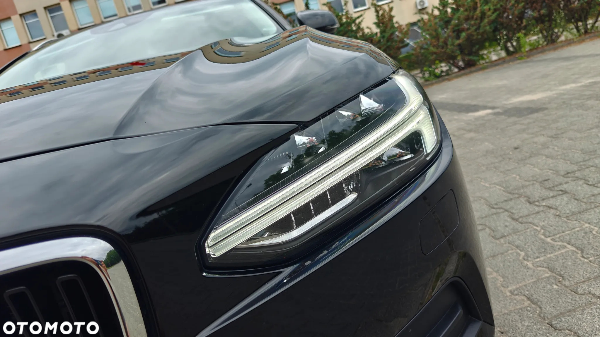 Volvo V90 D4 Momentum Pro - 17
