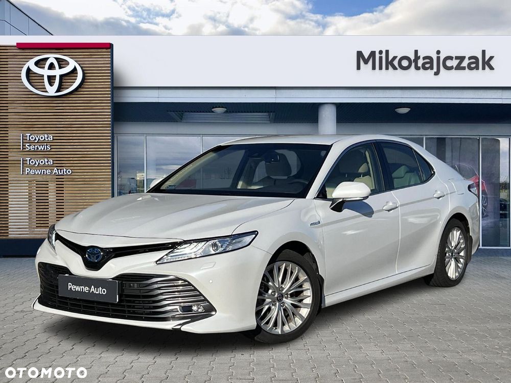 Toyota Camry 2.5 Hybrid Executive CVT