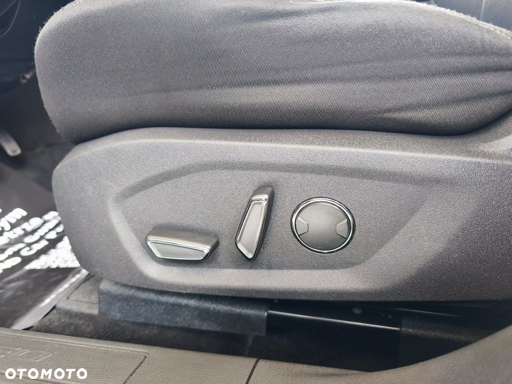 Ford Mondeo 1.5 EcoBoost Trend - 26