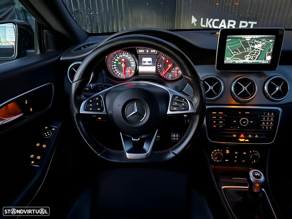 Mercedes-Benz CLA 180 d Shooting Brake AMG Line - 11