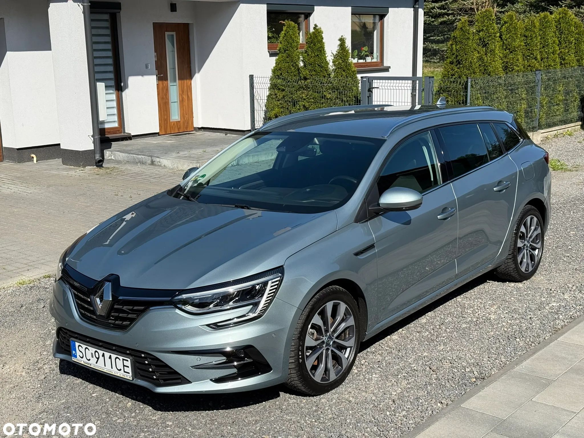 Renault Megane 1.6 E-TECH Plug-In Intens - 1