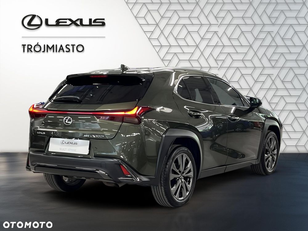 Lexus UX - 6