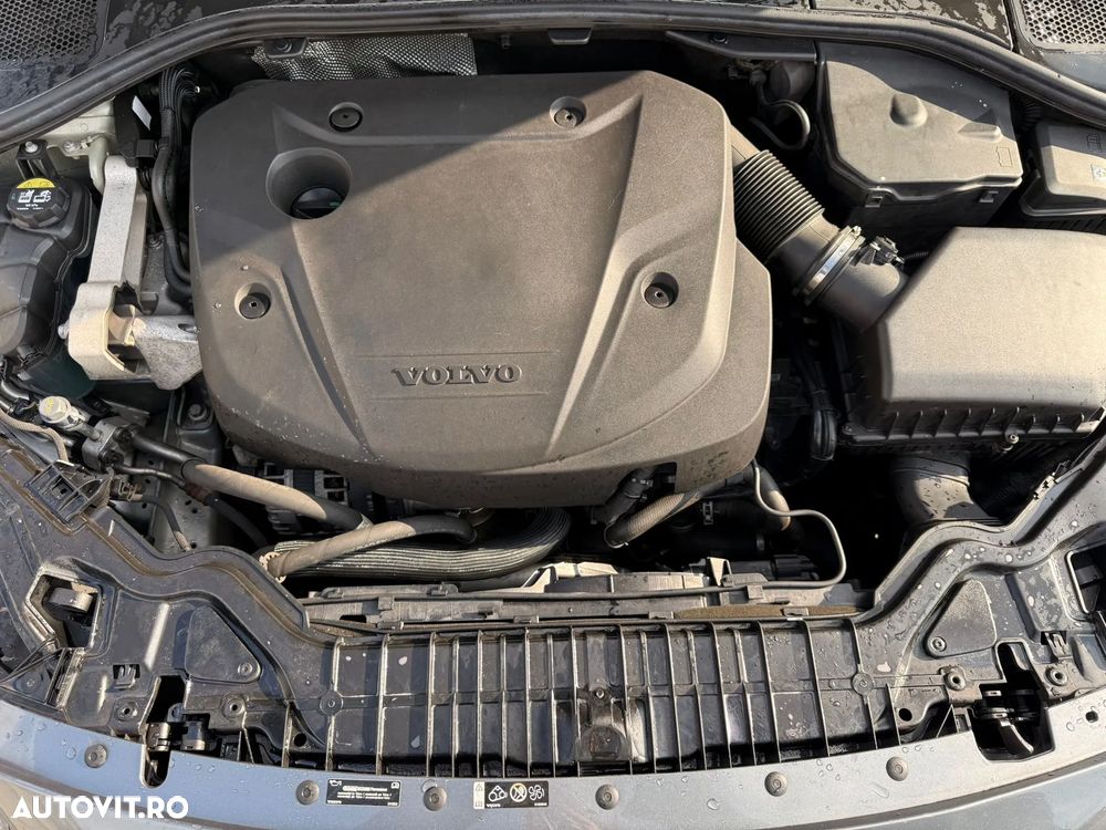 Volvo S60 D2 Momentum - 13