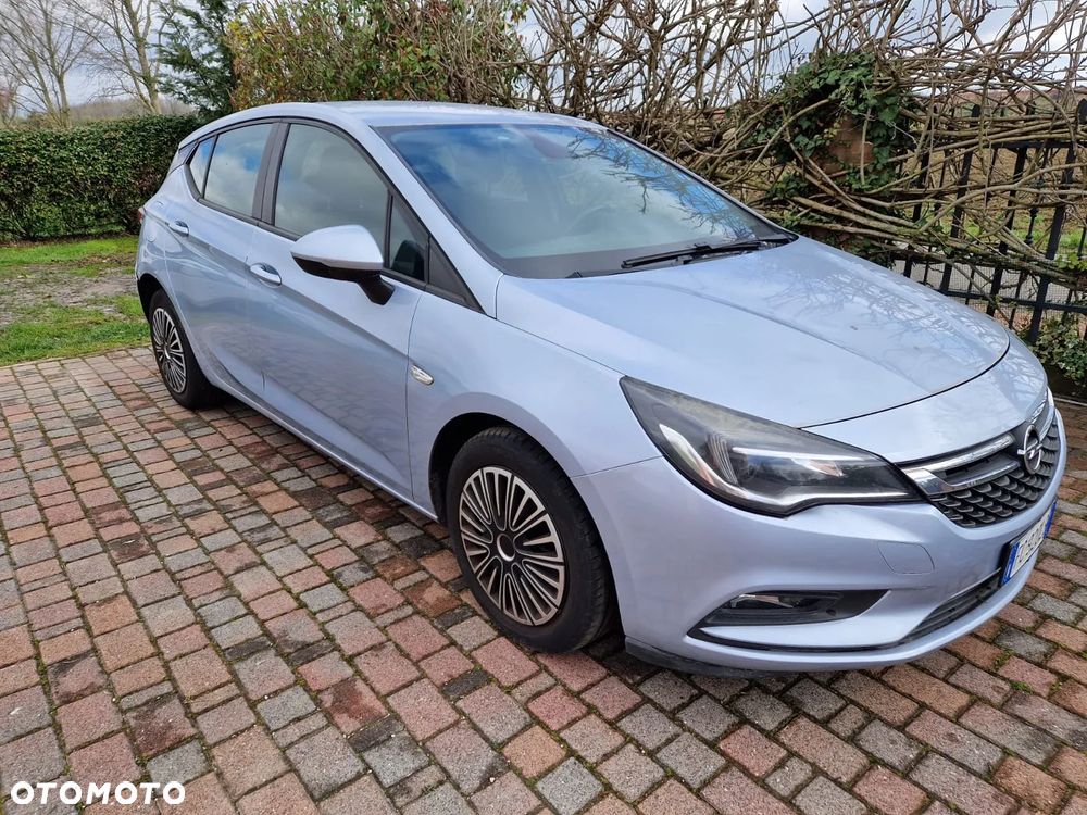 Opel Astra - 1