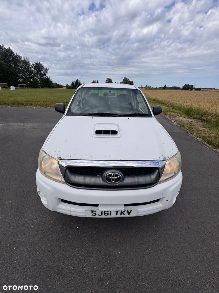 Toyota Hilux 3.0 D-4D Invincible - 12