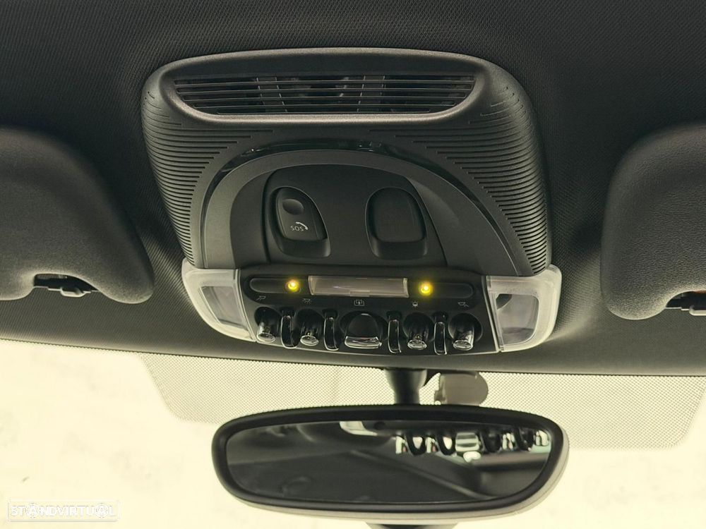 MINI 3 Portas Cooper SD - 32