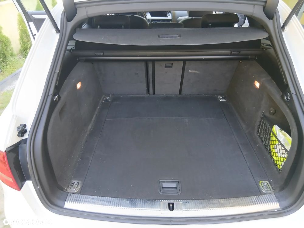 Audi A4 Avant 2.0 TDI DPF - 12