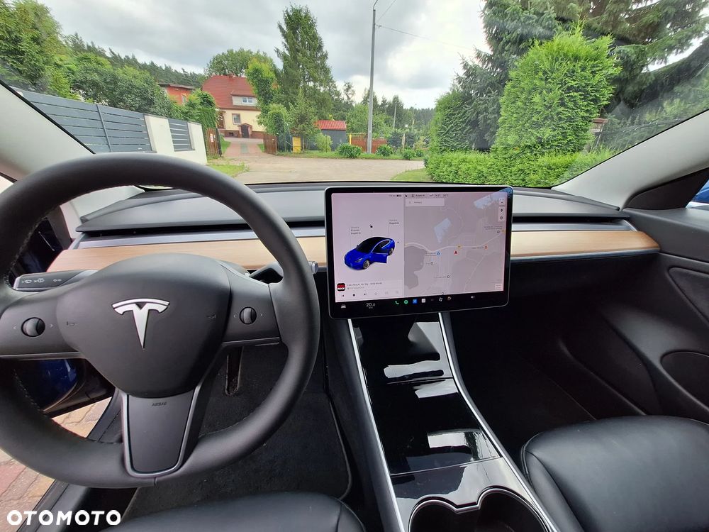 Tesla Model 3 Langstreckenbatterie Allradantrieb Dual Motor - 22
