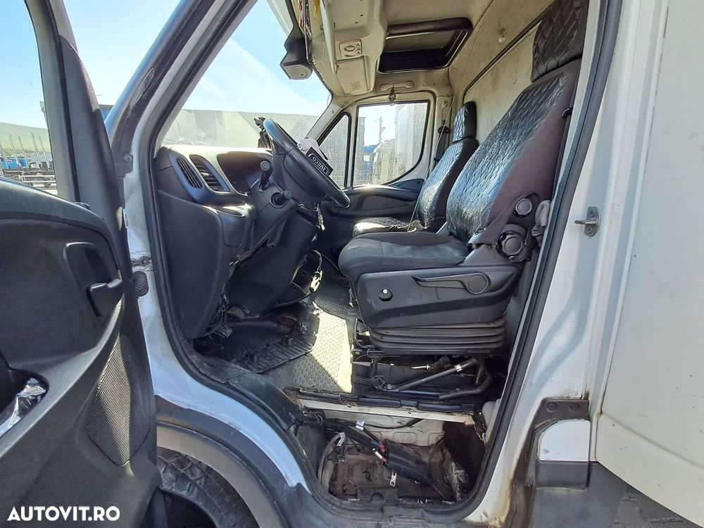 Iveco DAILY 50C18 3.0D 180CP MOTOR CU DEFECTIUNI + MULTIPLE DEFECTIUNI ELECTRICE - 8