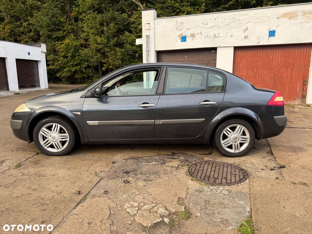 Renault Megane 2004 photo 2