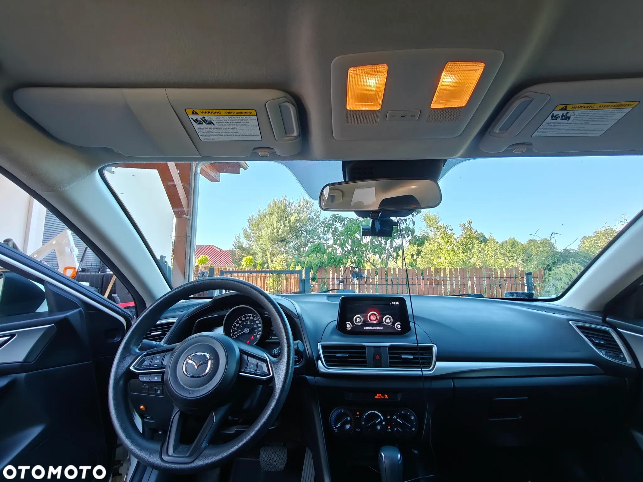 Mazda 3 - 10