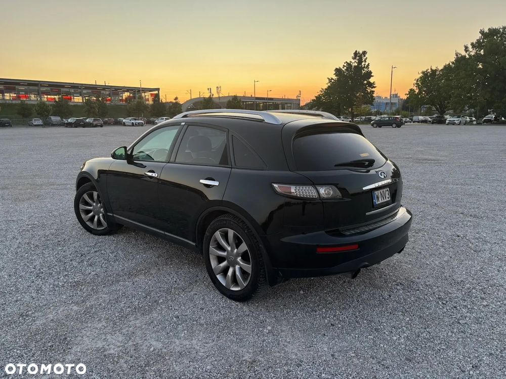 Infiniti FX - 3