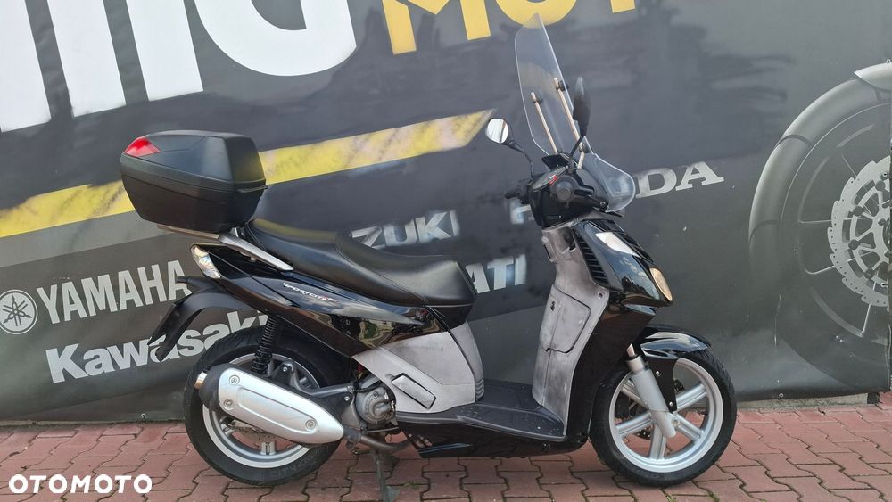 Aprilia Sportcity - 1