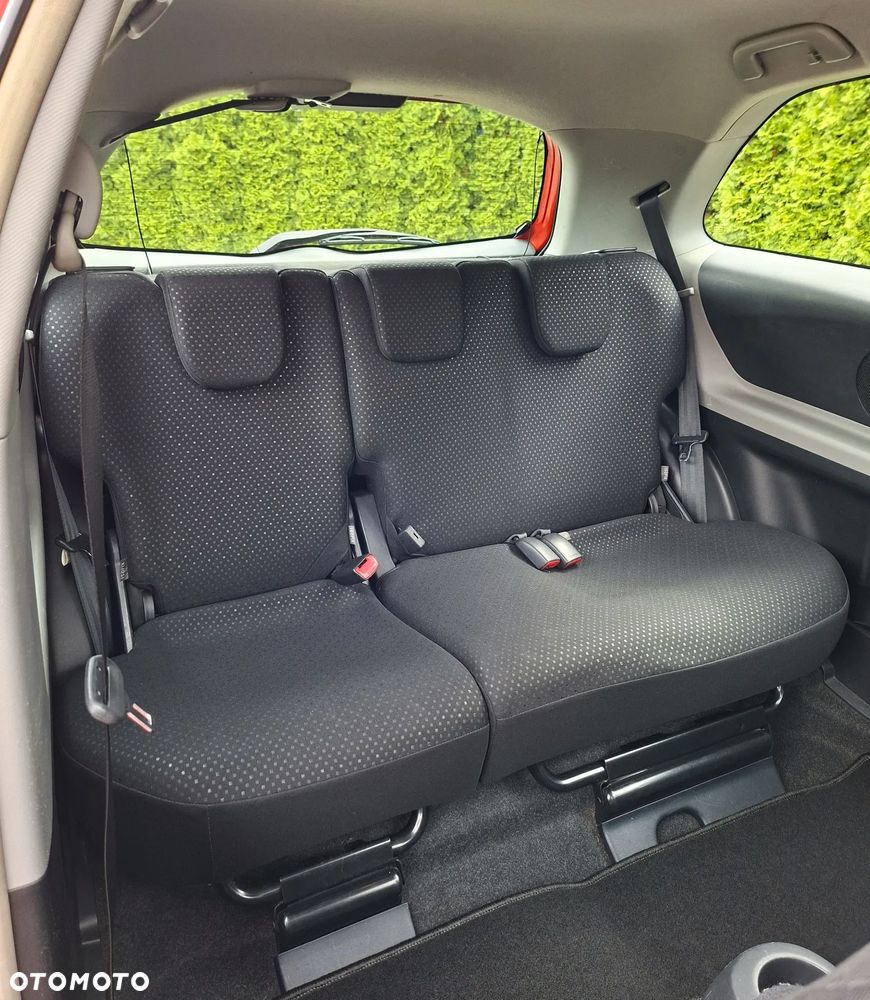 Toyota Yaris 1.0 VVT-i Sol - 11