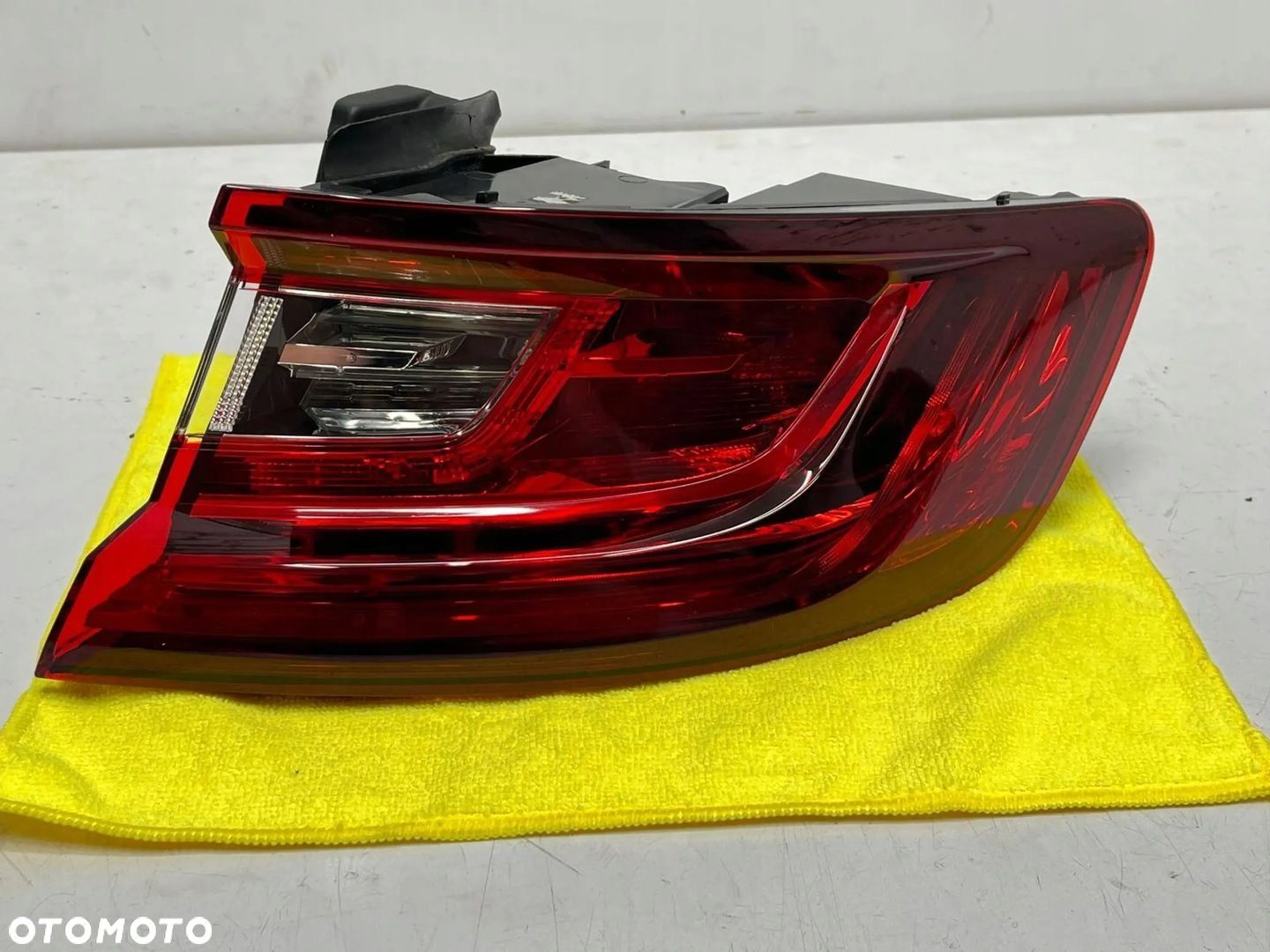 Renault Megane IV Lampa Prawa Tył Tylna 265509578R - 1