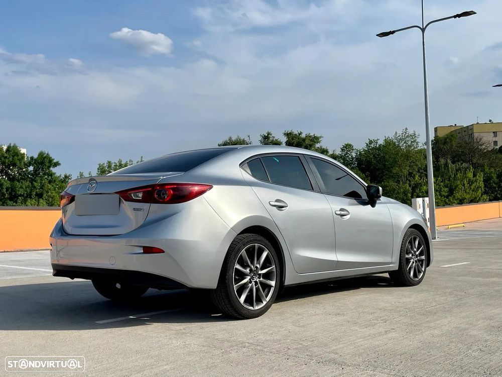 Mazda 3 - 6