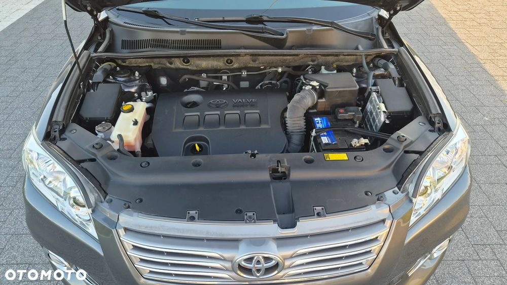 Toyota RAV4 2.0 4x4 Sol - 38