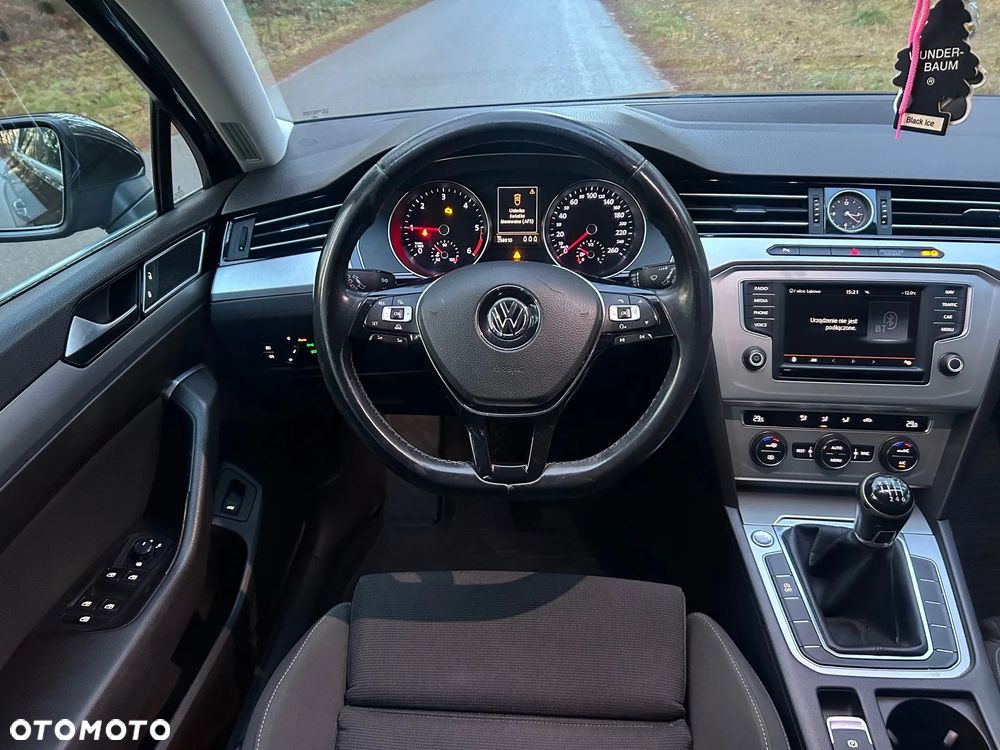 Volkswagen Passat 1.6 TDI BMT Trendline - 2