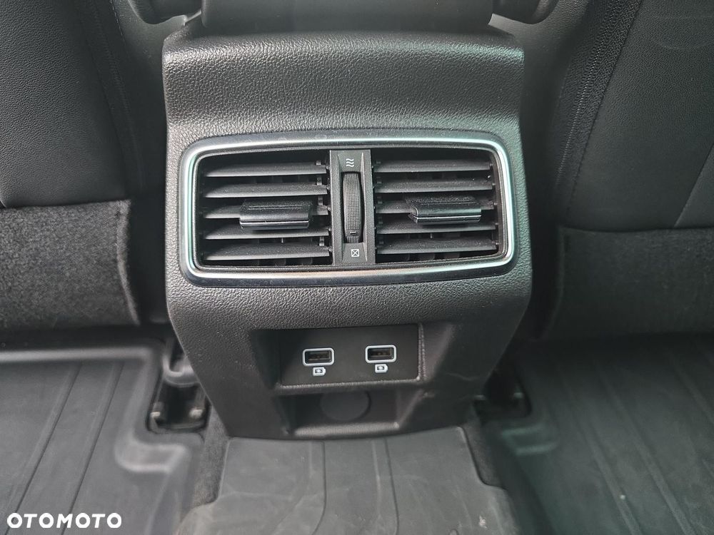 Renault Megane - 24