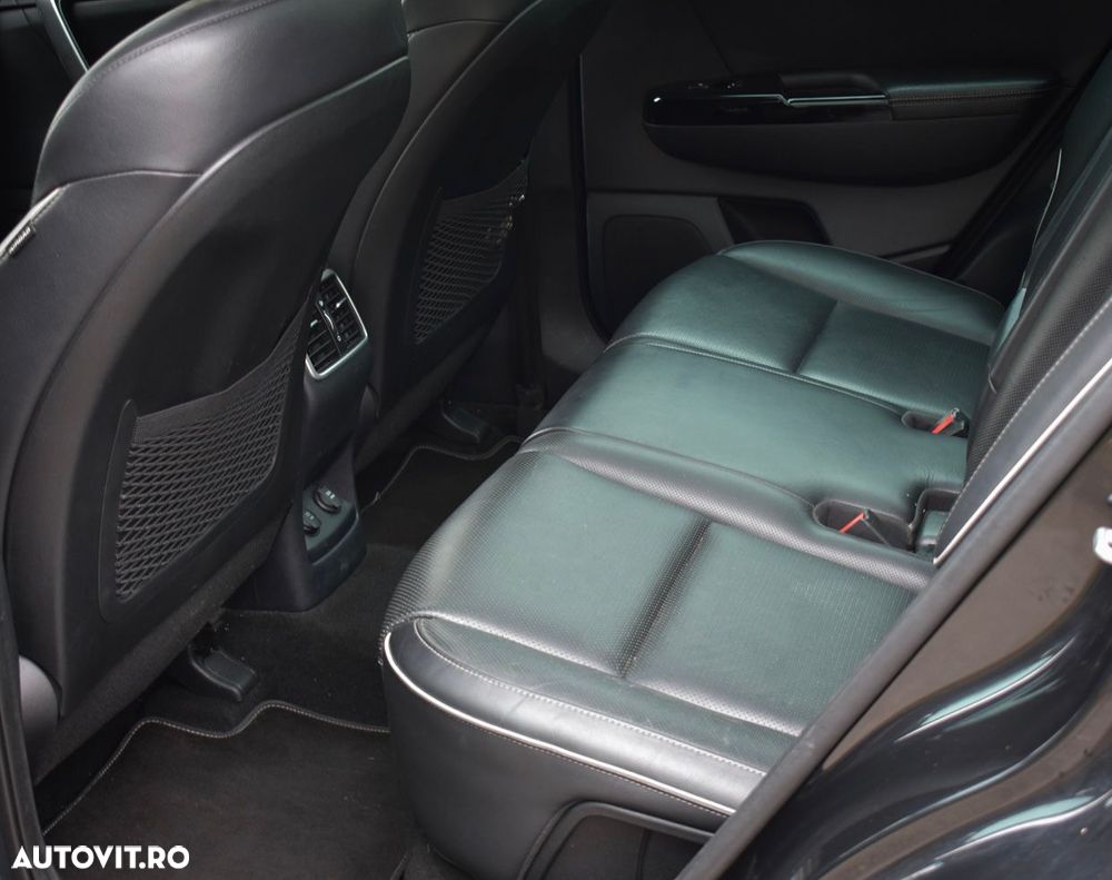 Kia Sportage 2,0 CRDI AWD Aut. GT Line - 8