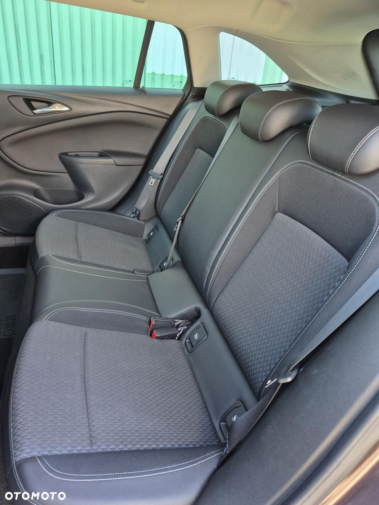 Opel Astra 1.6 CDTI Elite - 12